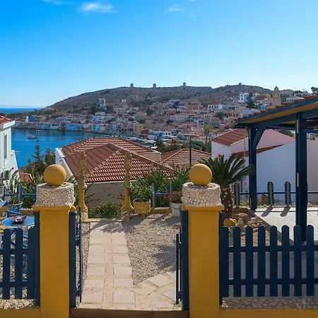 Yellow Oasis Traditional With Sea View *