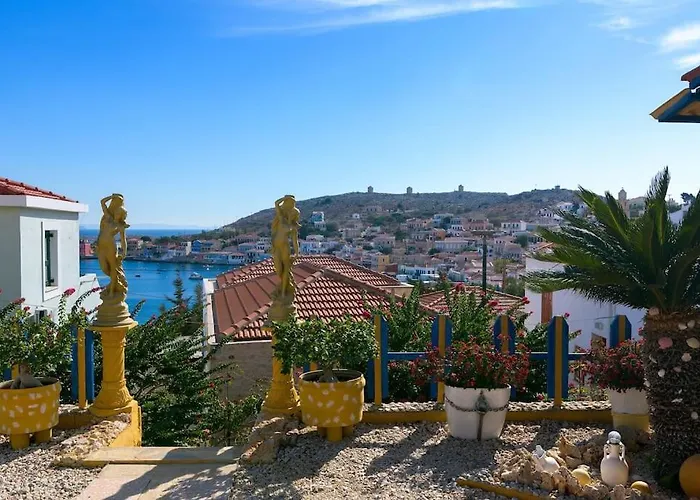 Yellow Oasis Traditional With Sea View Chalki Town
