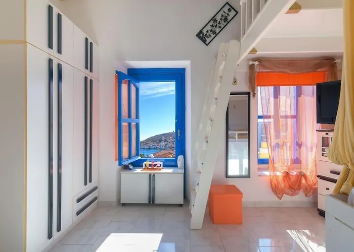 Yellow Oasis Traditional With Sea View Chalki Town