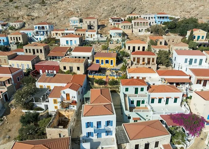 펜션 Yellow Oasis Traditional With Sea View