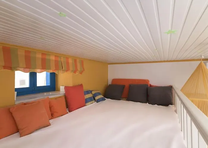 Yellow Oasis Traditional With Sea View Chalki Town