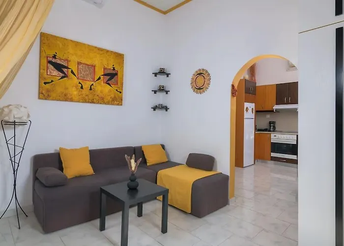 Yellow Oasis Traditional With Sea View *